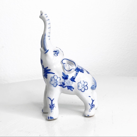 Other - Vintage White blue floral Elephant